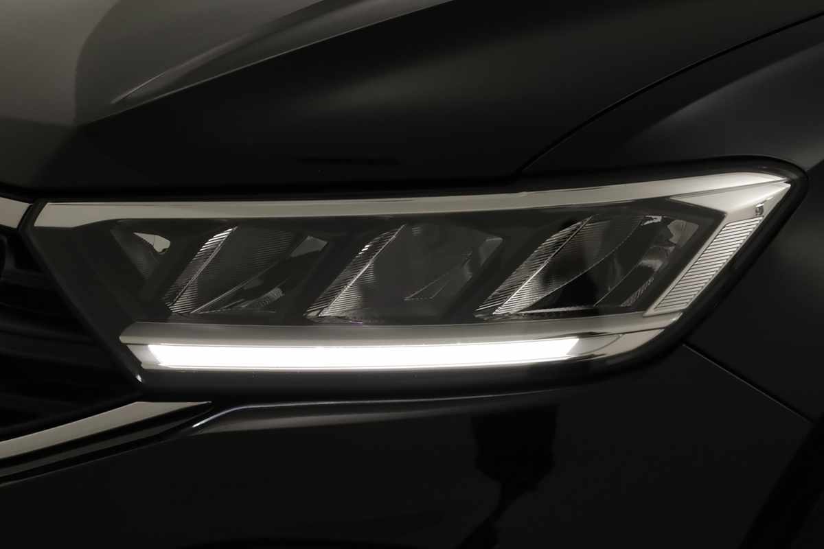 volkswagen-t-roc-2025-gasolina-999cc