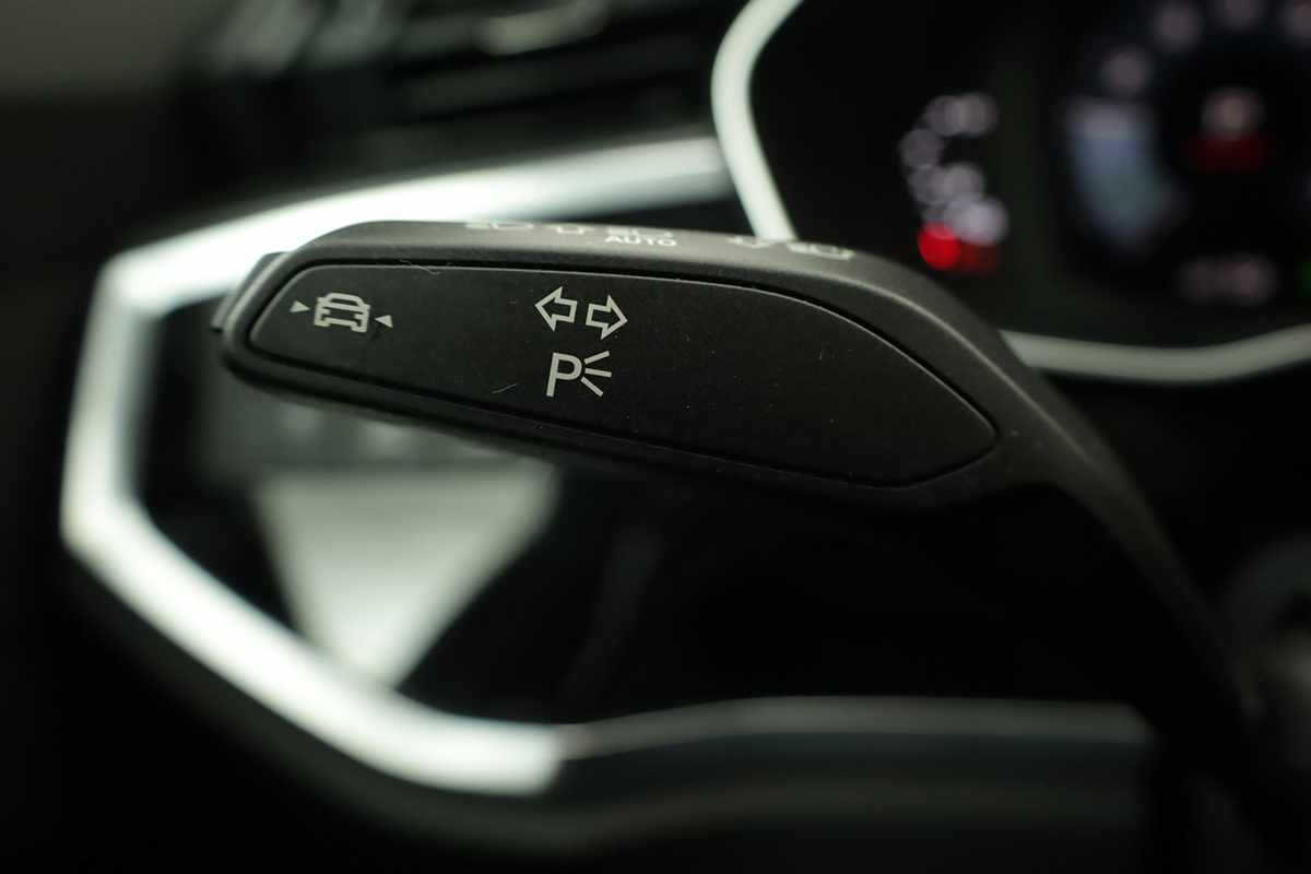 audi-q3-2024-hibrido-a-gasolina-1395cc