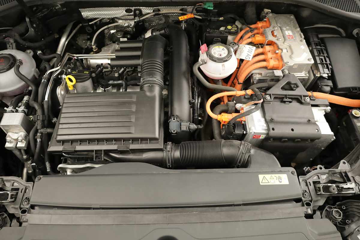 audi-q3-2024-hibrido-a-gasolina-1395cc
