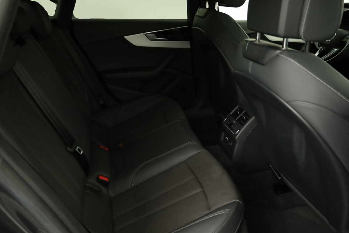 audi-a5-sportback-2023-diesel-1968cc