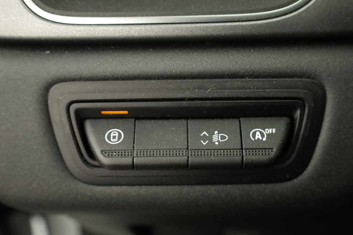 renault-captur-2024-gpl-999cc