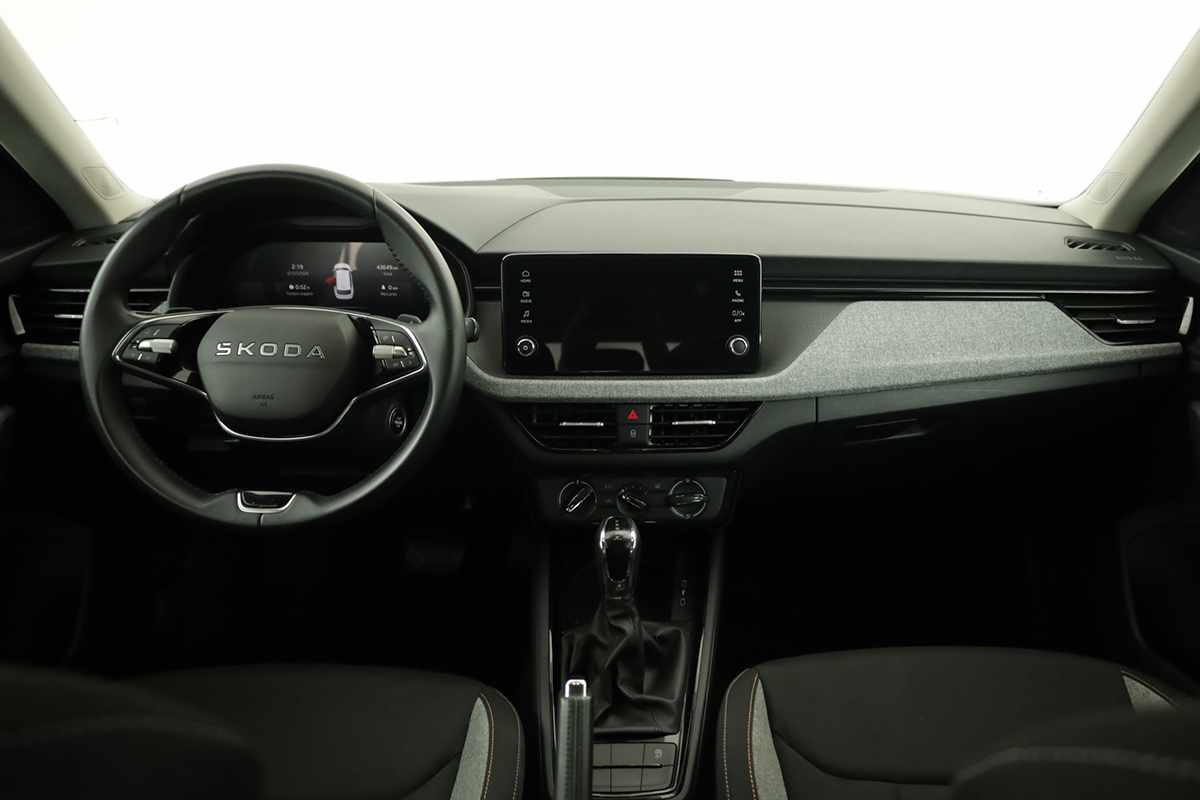 skoda-kamiq-2025-gasolina-999cc