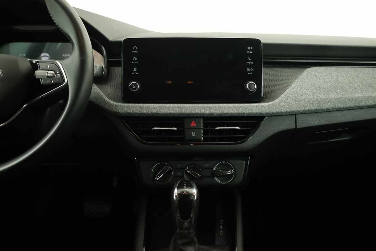 skoda-kamiq-2025-gasolina-999cc