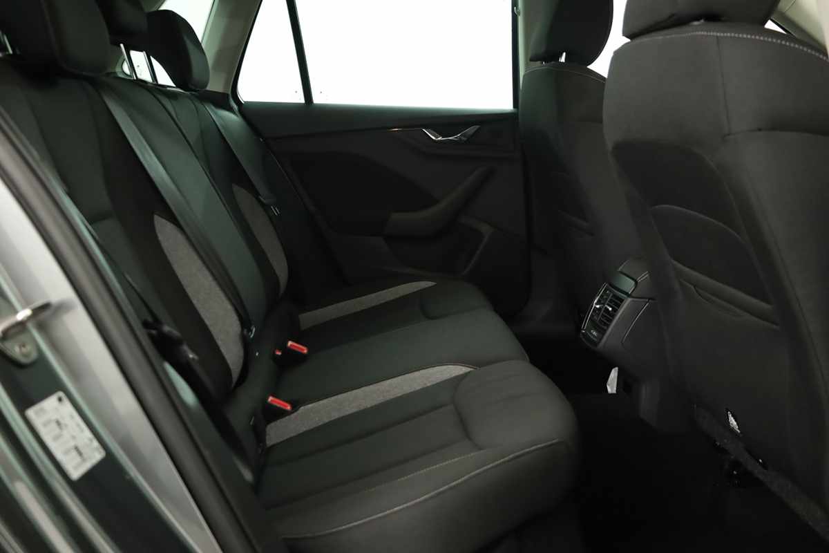 skoda-kamiq-2025-gasolina-999cc