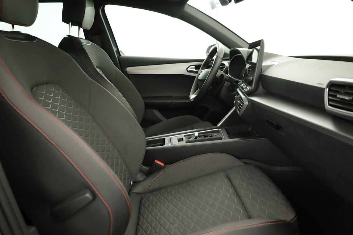 seat-leon-st-2025-hibrido-a-gasolina-1498cc