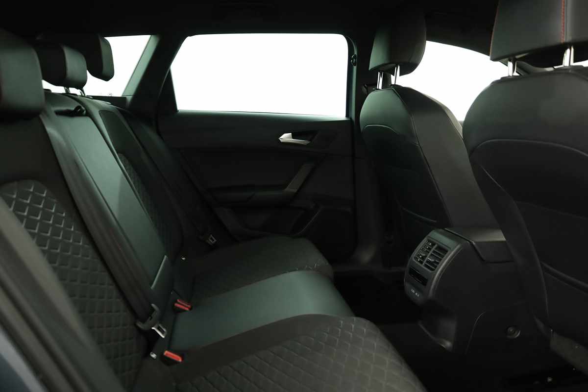 seat-leon-st-2025-hibrido-a-gasolina-1498cc