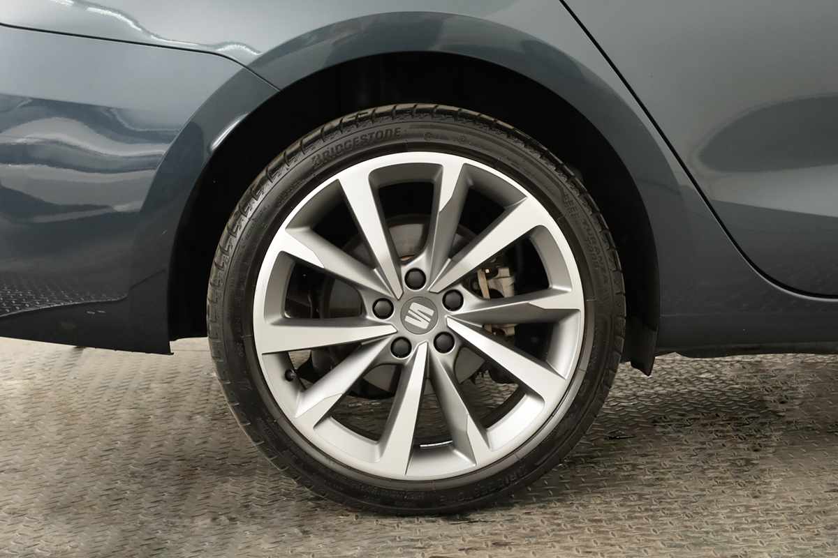seat-leon-st-2025-hibrido-a-gasolina-1498cc