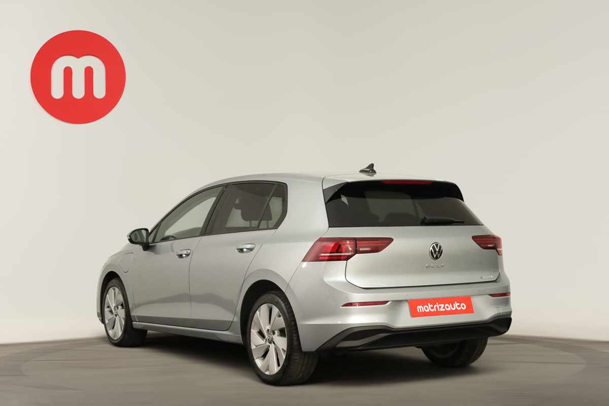 volkswagen-golf-2025-hibrido-a-gasolina-1498cc