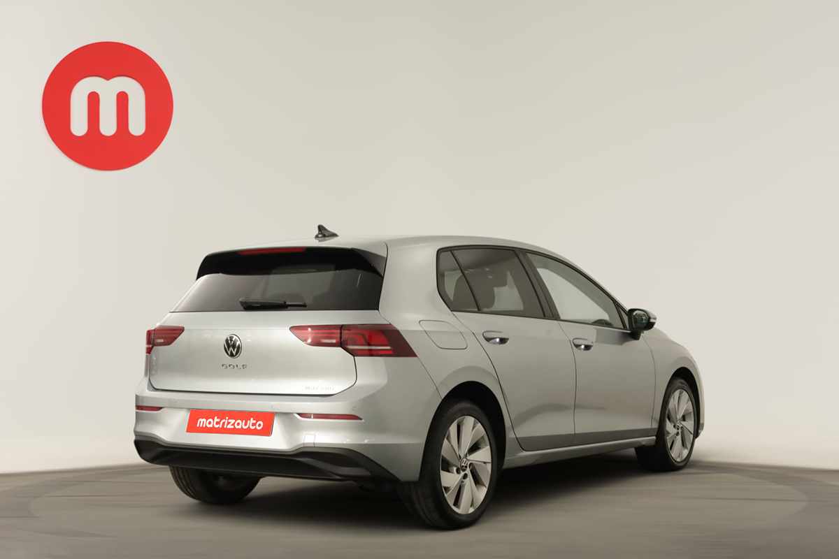 volkswagen-golf-2025-hibrido-a-gasolina-1498cc