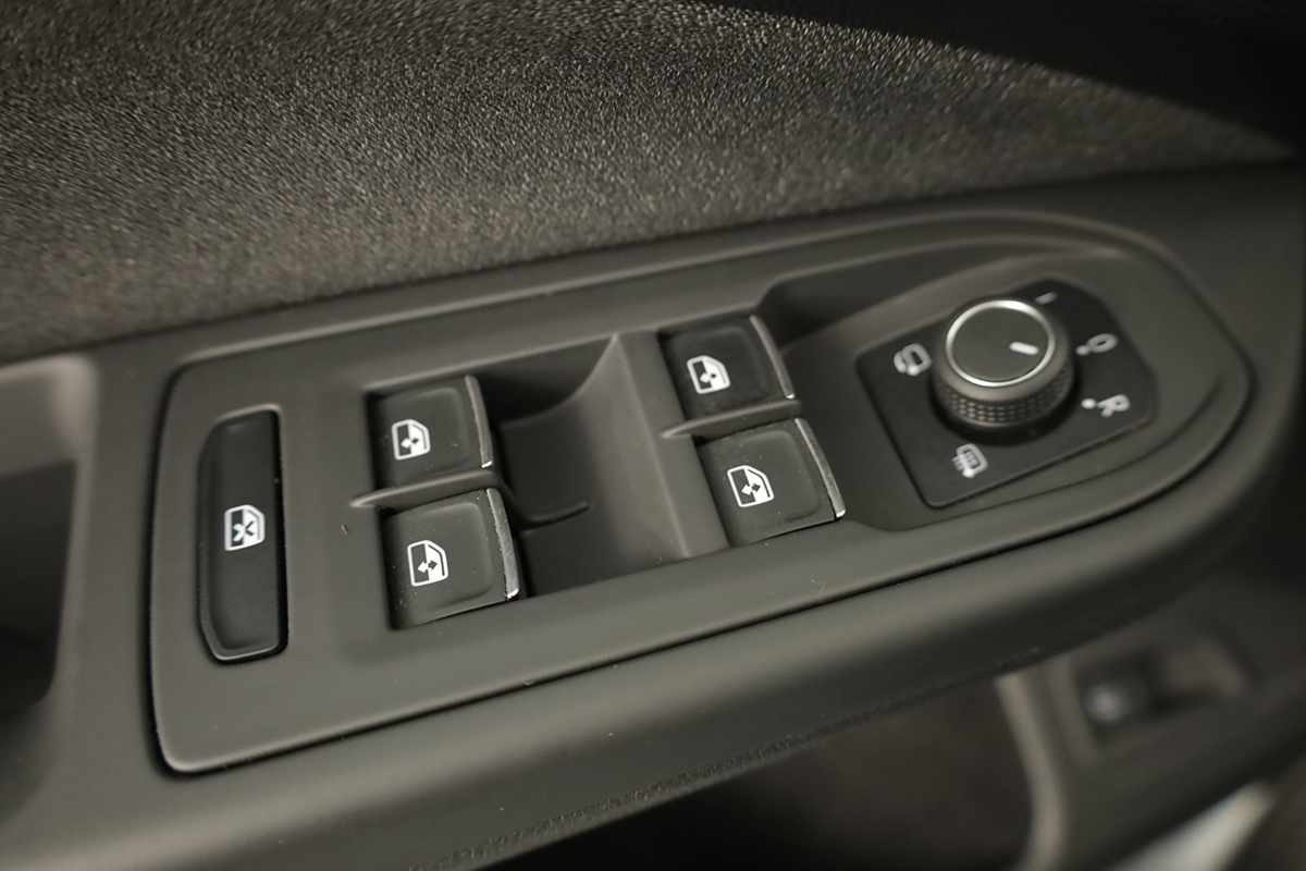 volkswagen-golf-2025-hibrido-a-gasolina-1498cc