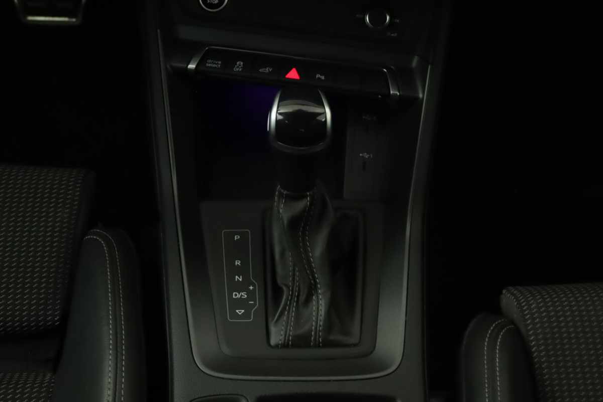 audi-q3-2024-hibrido-a-gasolina-1395cc