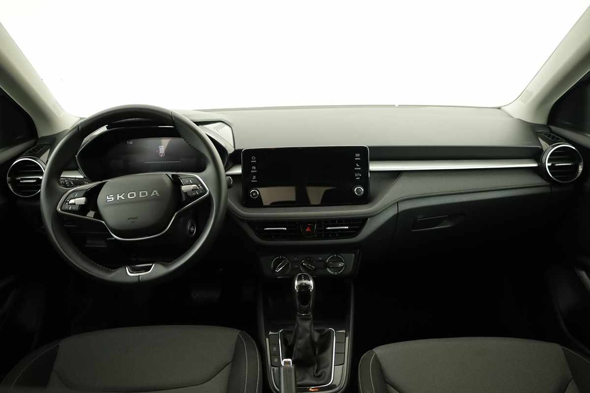 skoda-fabia-2025-gasolina-999cc