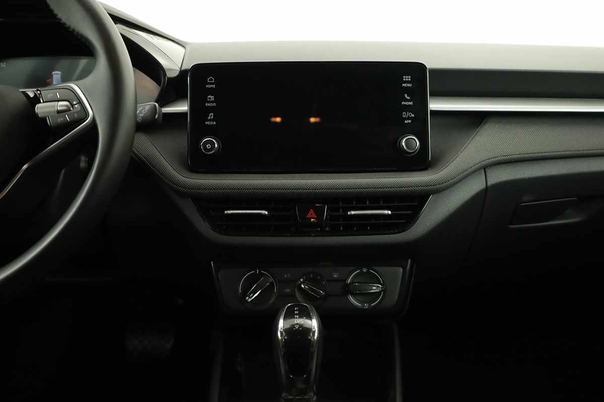 skoda-fabia-2025-gasolina-999cc