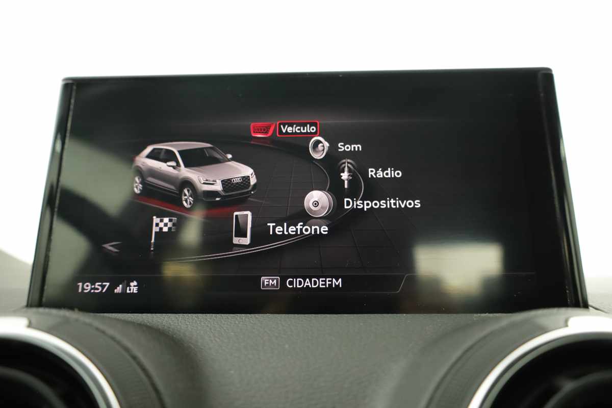 audi-q2-2023-gasolina-1498cc