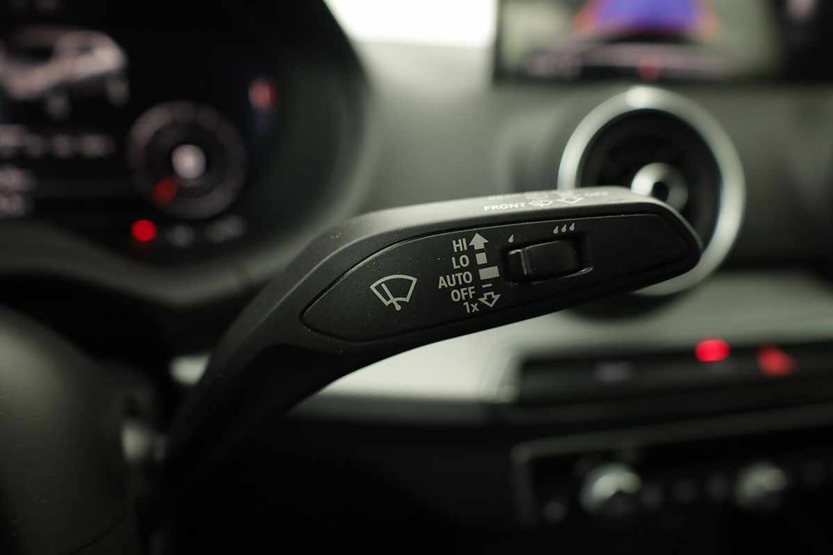 audi-q2-2023-gasolina-1498cc