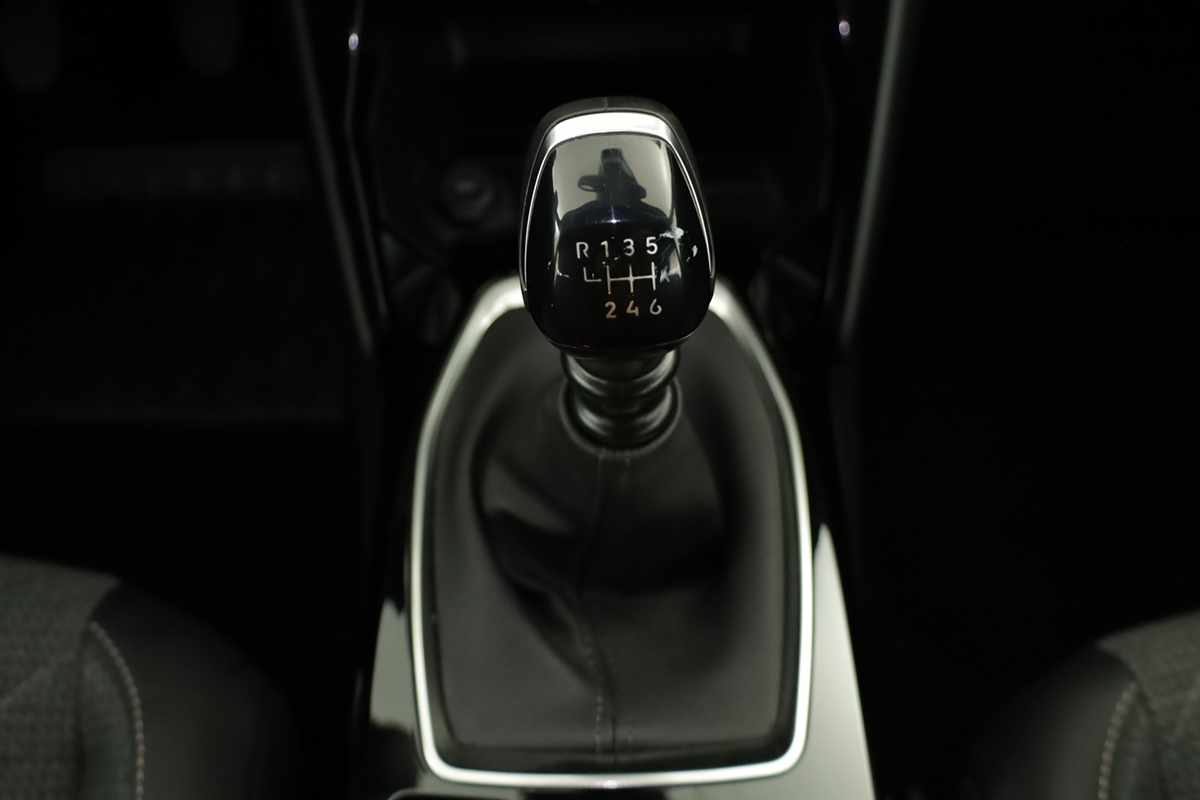 peugeot-2008-2025-gasolina-1199cc