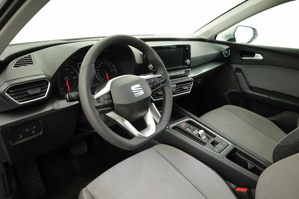 seat-leon-st-2024-gasolina-999cc