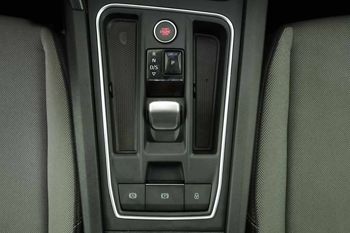 seat-leon-st-2024-gasolina-999cc