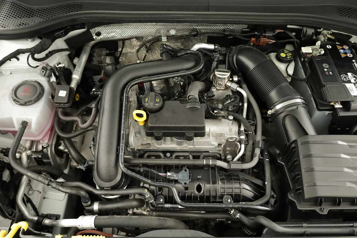seat-leon-st-2024-gasolina-999cc