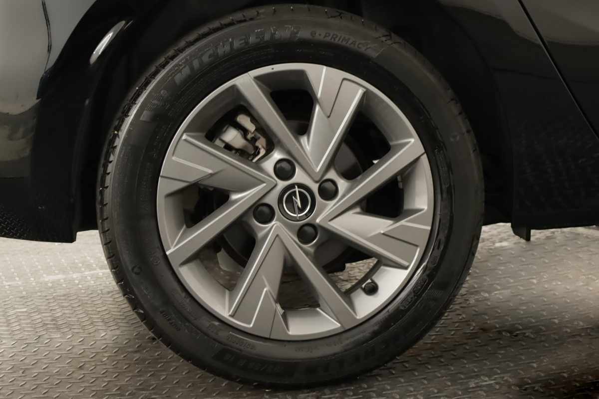 opel-corsa-2025-gasolina-1199cc