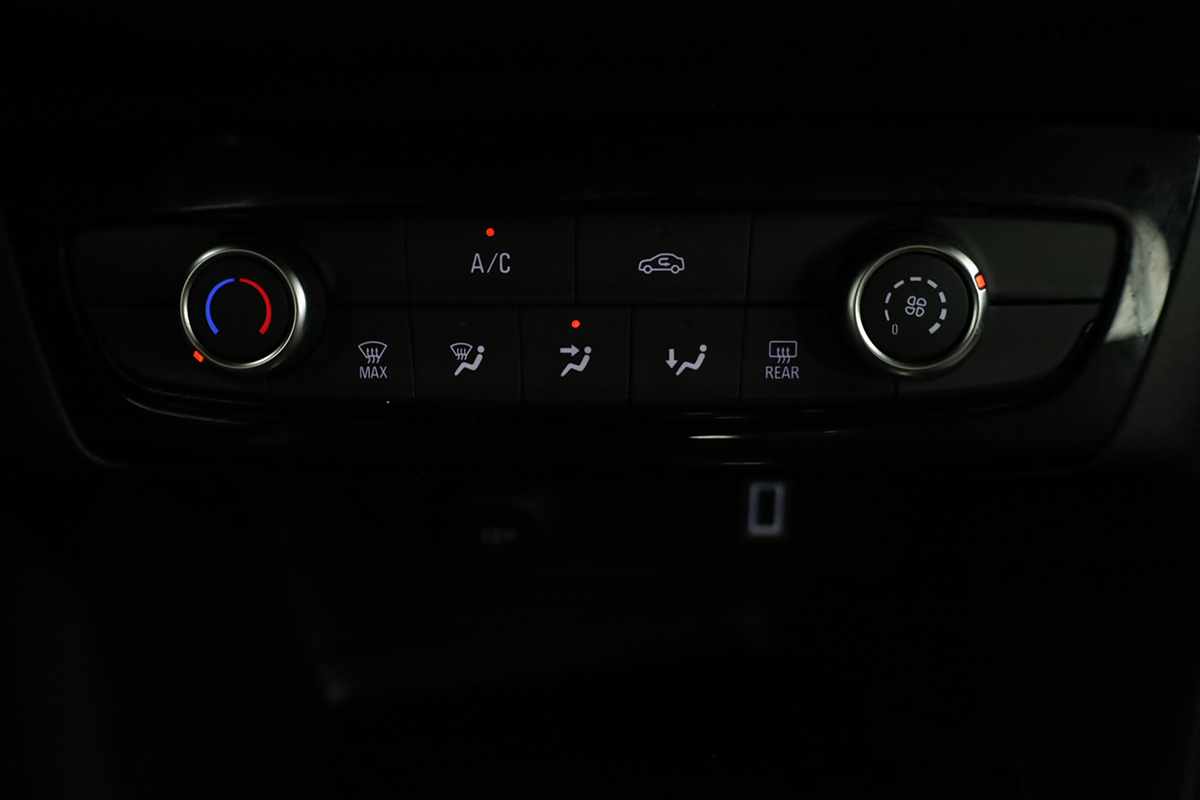 opel-corsa-2025-gasolina-1199cc