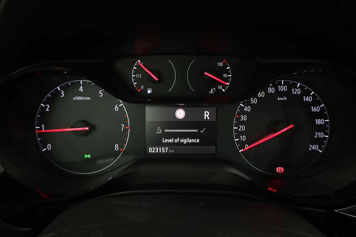 opel-corsa-2025-gasolina-1199cc