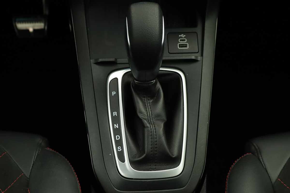 ford-puma-2025-gasolina-998cc