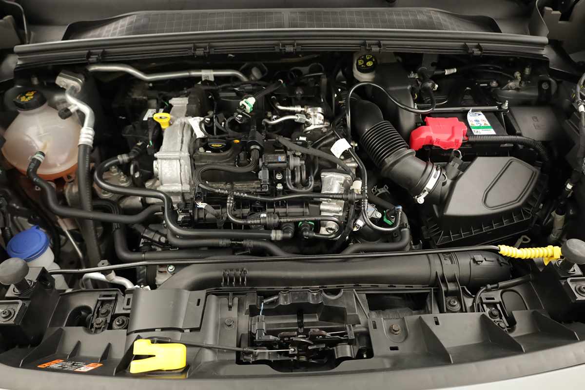 ford-puma-2025-gasolina-998cc