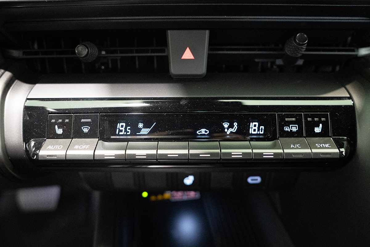 toyota-c-hr-2025-hibrido-a-gasolina-1998cc