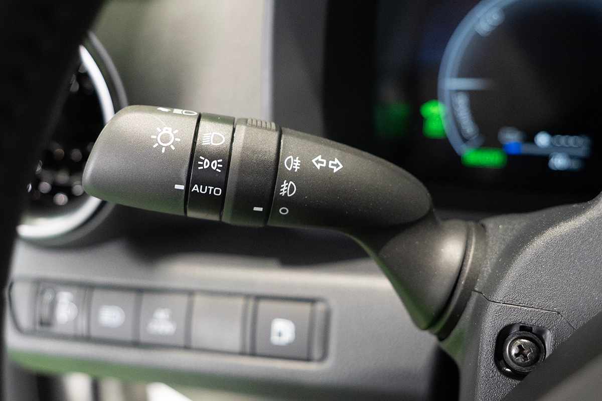 toyota-c-hr-2025-hibrido-a-gasolina-1998cc