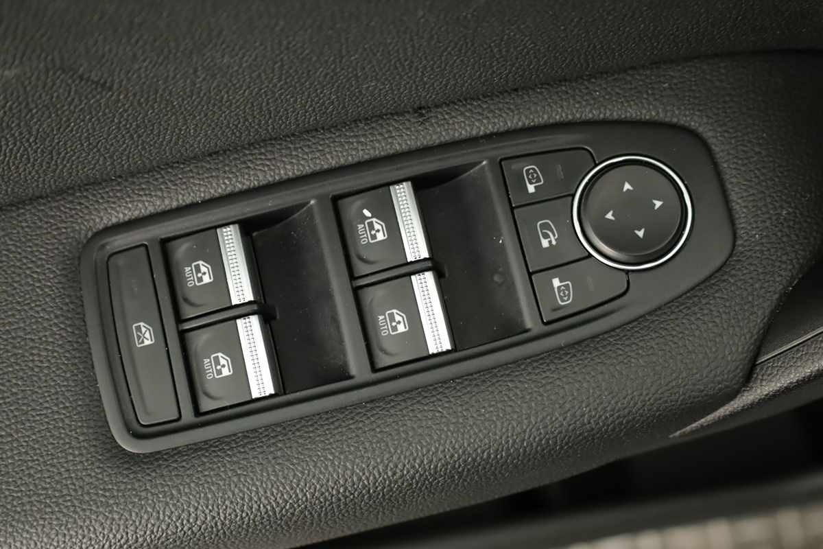 renault-captur-2024-gasolina-999cc