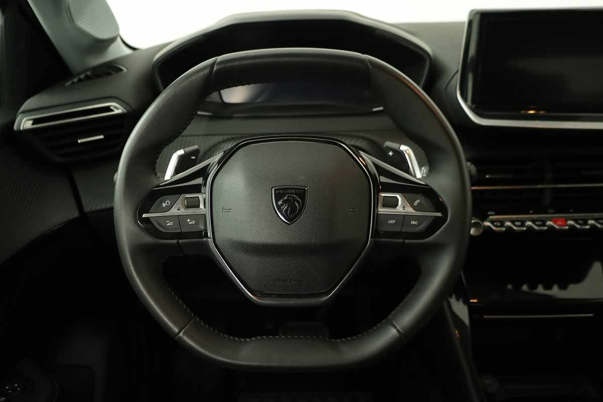 peugeot-208-2025-gasolina-1199cc