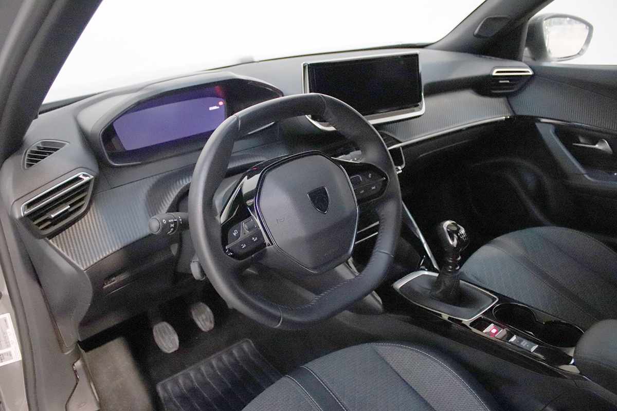 peugeot-2008-2024-gasolina-1199cc