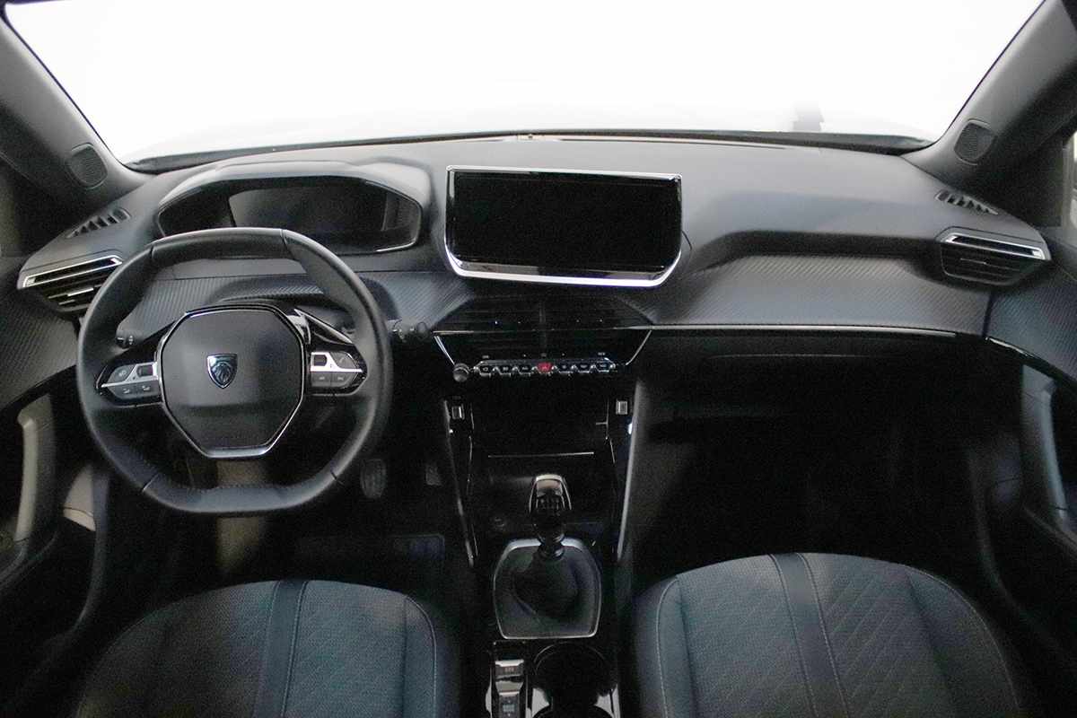 peugeot-2008-2024-gasolina-1199cc