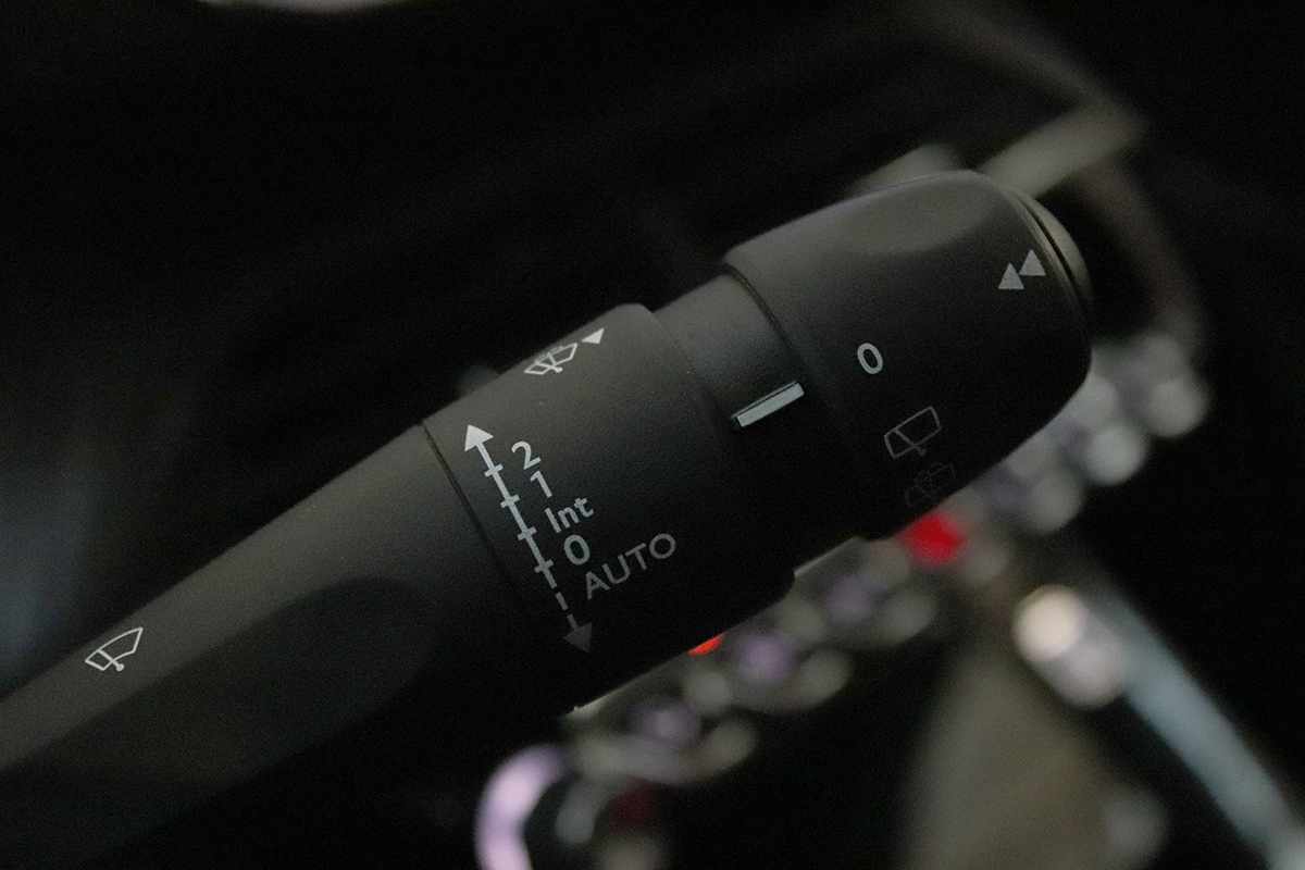 peugeot-2008-2024-gasolina-1199cc
