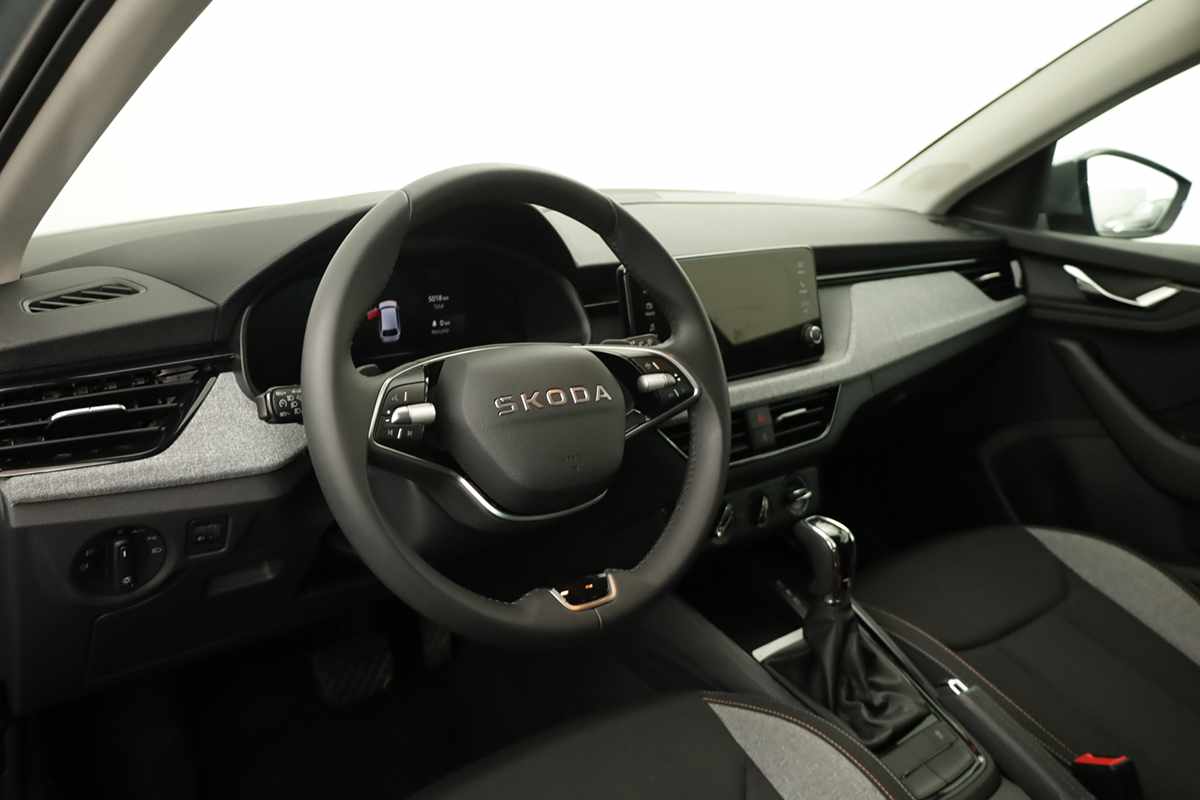 skoda-scala-2026-gasolina-999cc