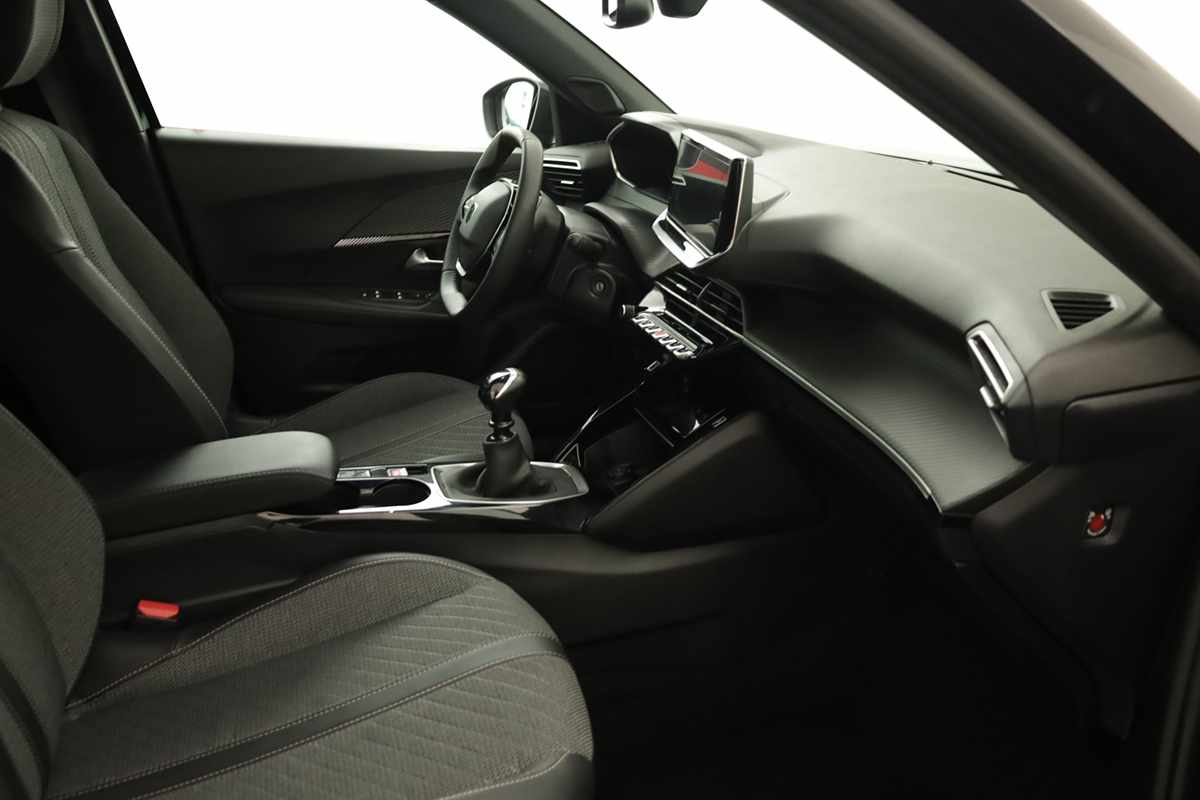 peugeot-2008-2025-gasolina-1199cc