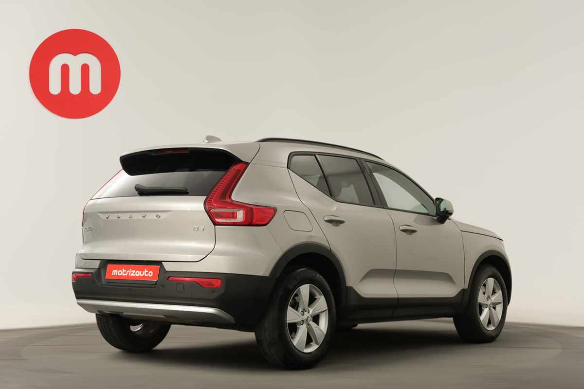 volvo-xc40-2025-gasolina-1969cc