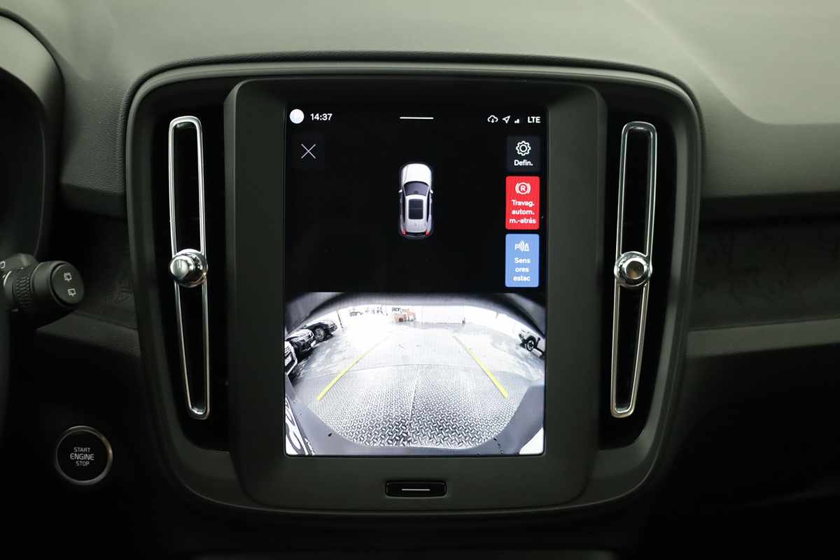 volvo-xc40-2025-gasolina-1969cc