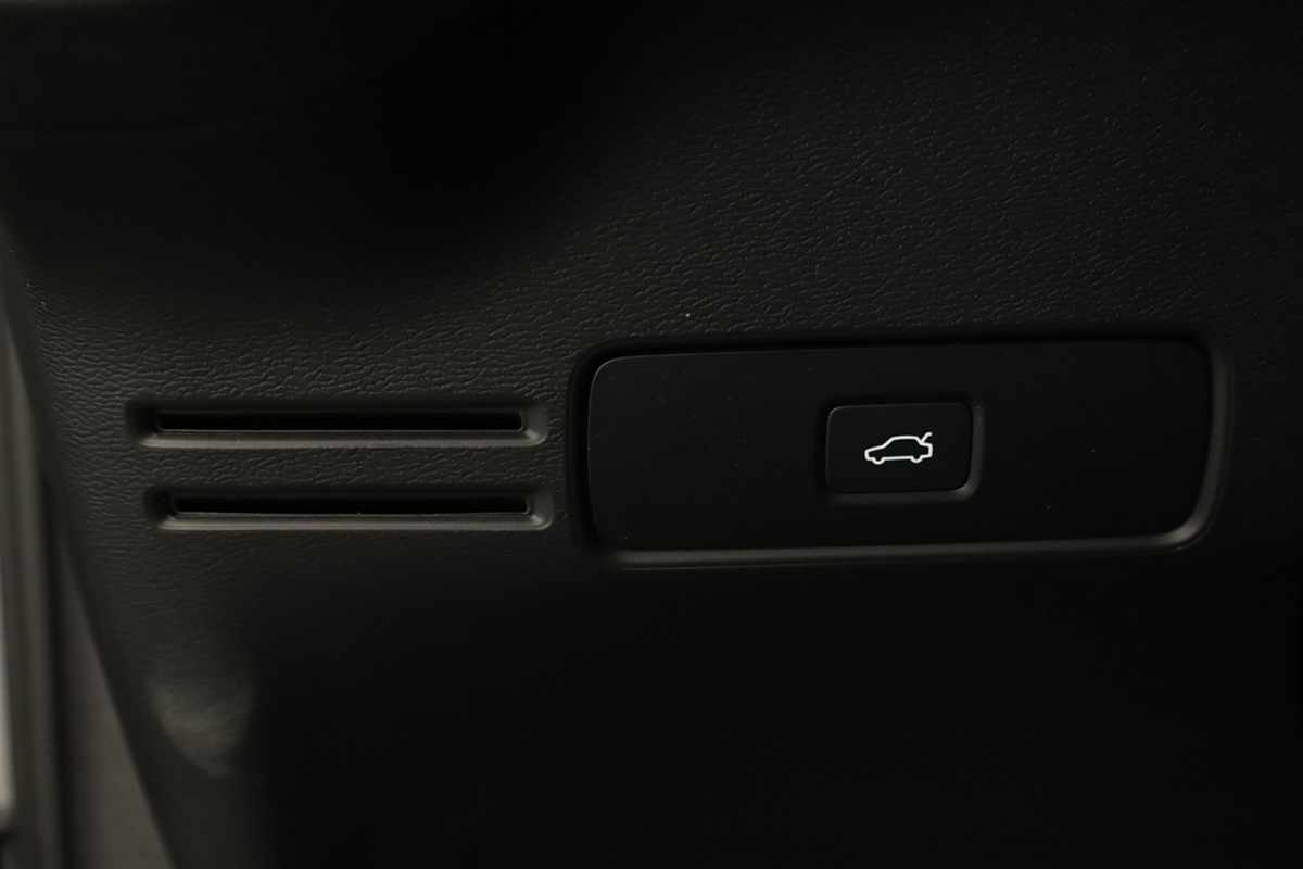 volvo-xc40-2025-gasolina-1969cc