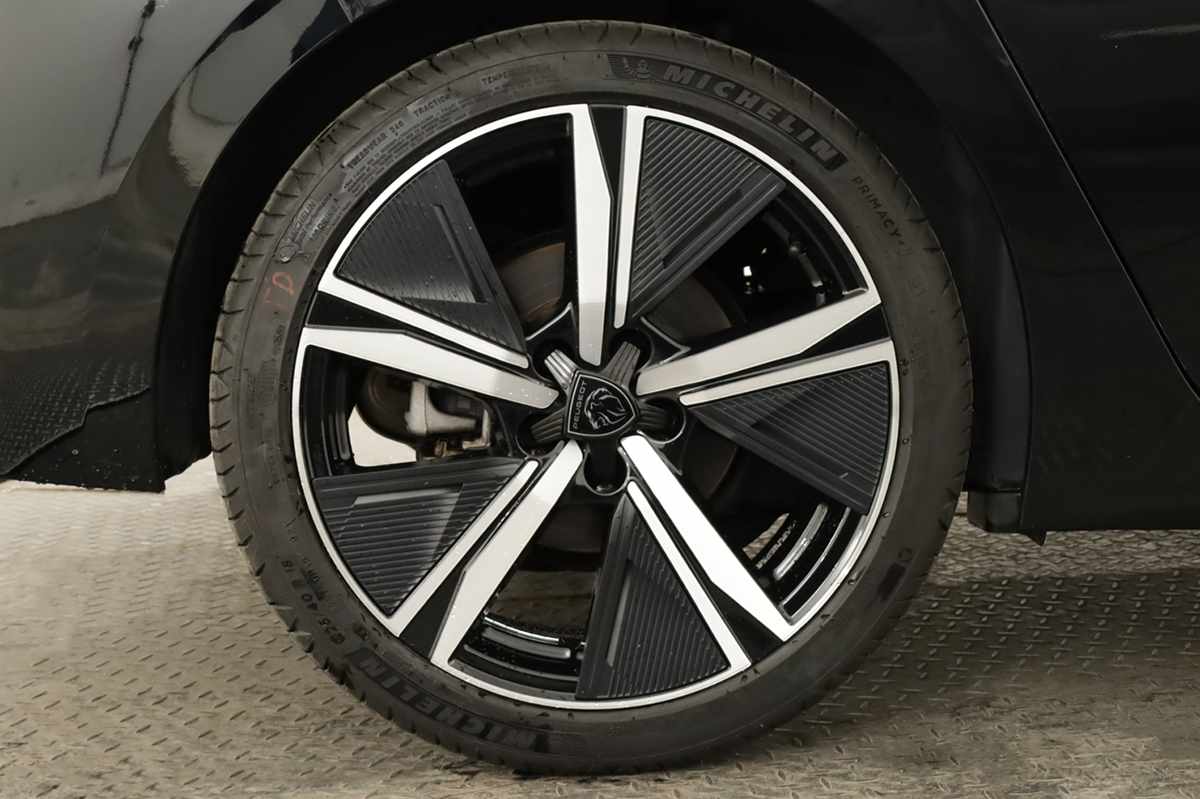 peugeot-308-2024-gasolina-1199cc