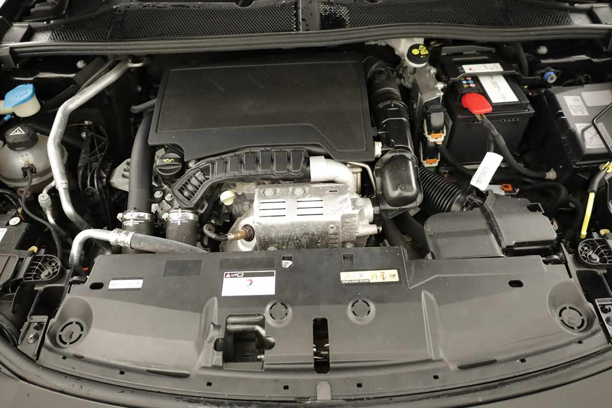 peugeot-308-2024-gasolina-1199cc