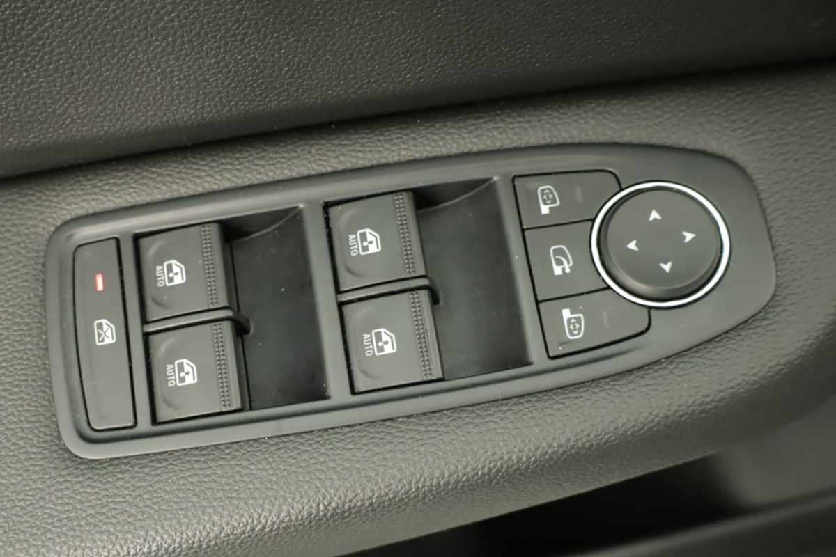 mitsubishi-colt-2025-gasolina-999cc