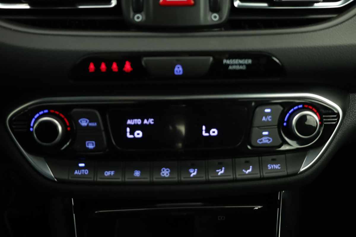 hyundai-i30-2025-gasolina-998cc