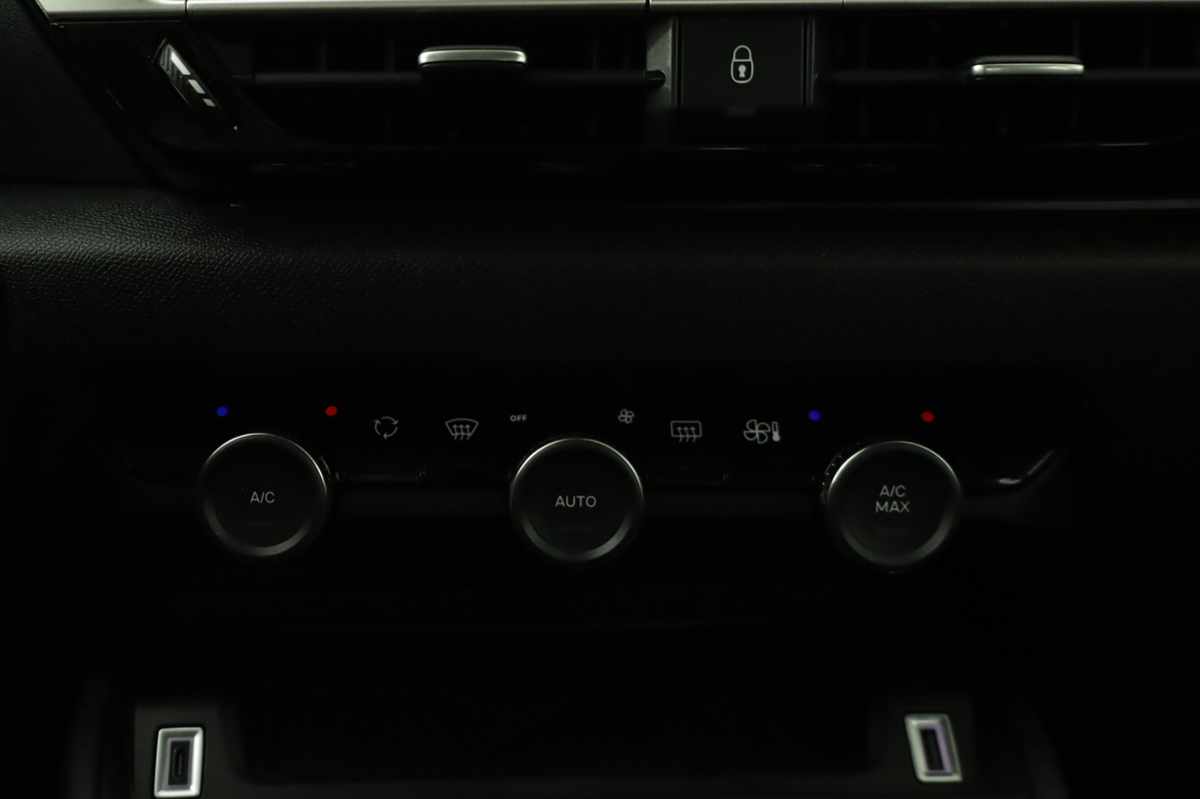 citroen-c4-2025-eletrico-0cc