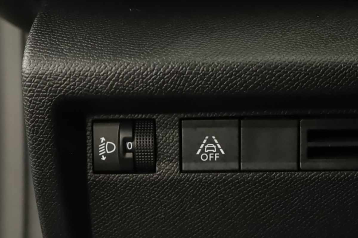 citroen-c4-2025-eletrico-0cc
