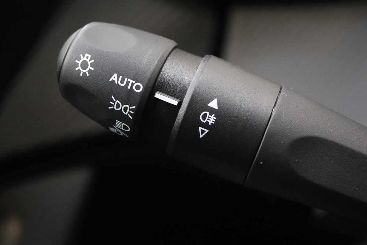 peugeot-2008-2024-gasolina-1199cc