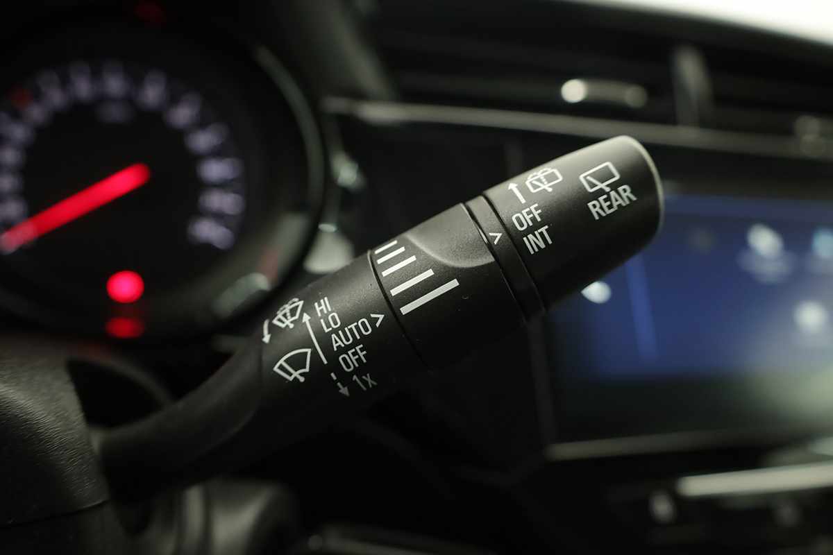 opel-corsa-2025-gasolina-1199cc