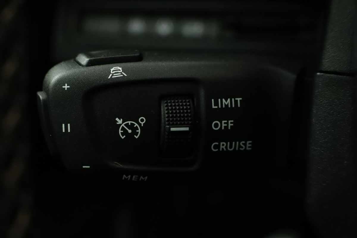 peugeot-3008-2024-gasolina-1199cc