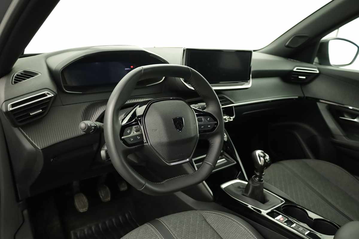 peugeot-2008-2024-gasolina-1199cc